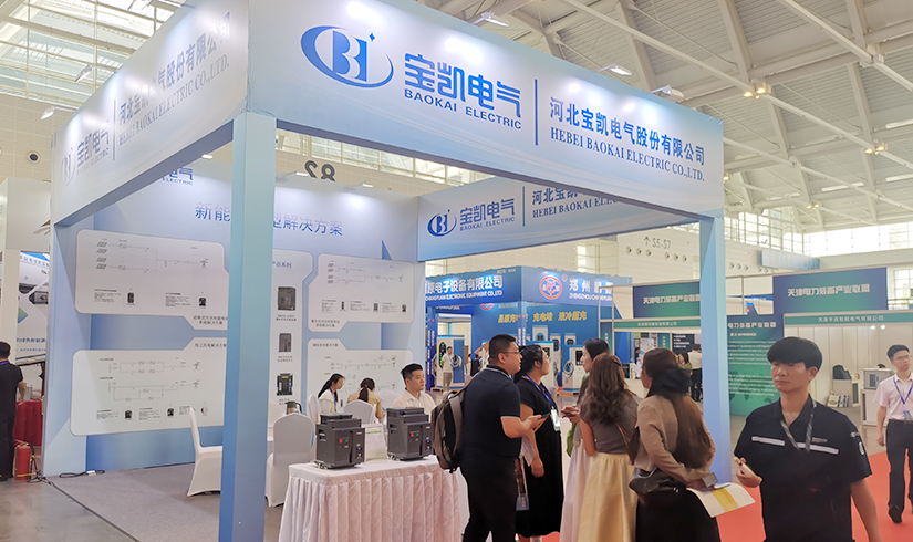 暴擊行業(yè)天花板！寶凱電氣硬核技術(shù)亮相天津清潔能源展，引央視記者及能源產(chǎn)業(yè)巨頭現(xiàn)場(chǎng)“挖寶”